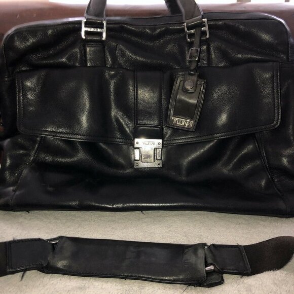 TUMI Beacon Hill Black Leather Padded Laptop Briefcase with Strap #068560 - Picture 2 of 12